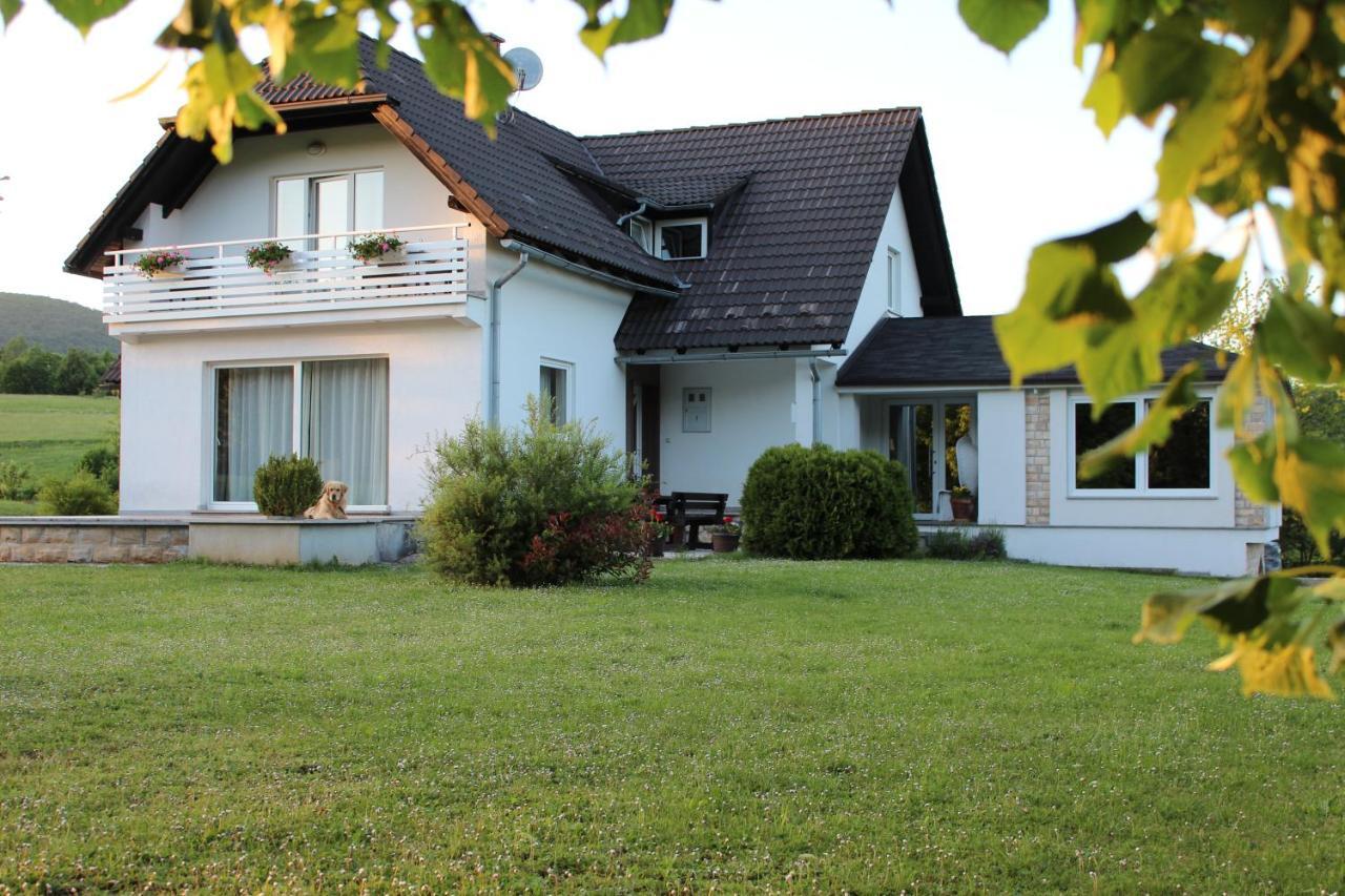 Bed and Breakfast House Biba&Leona à Rastovača Extérieur photo